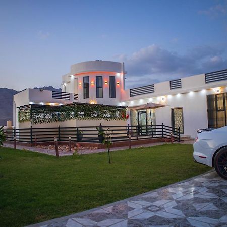 Highness Villa นิซวา ภายนอก รูปภาพ
