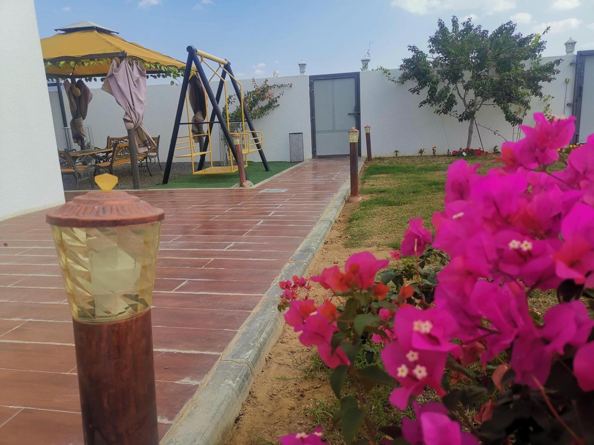 Highness Villa นิซวา ภายนอก รูปภาพ